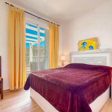 Apartament In Roses Near Canyelles Montjoi