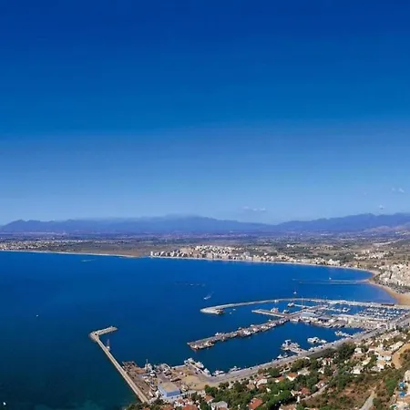 Διαμέρισμα Bright In Nature Montjoi