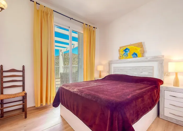 Apartament In Roses Near Canyelles Montjoi